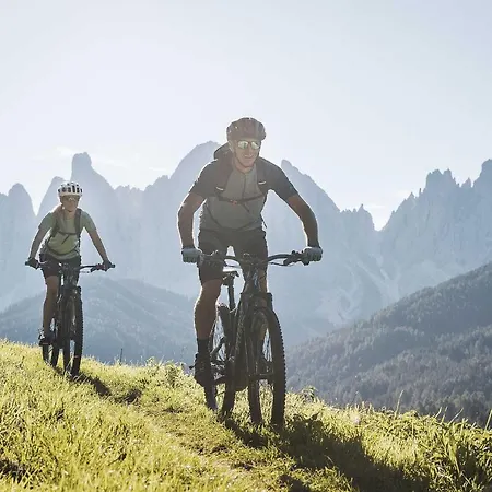 Taubers Unterwirt Aktiv&vitalhotel 4* Feldthurns